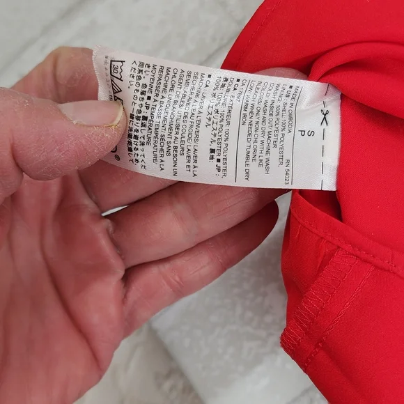 Banana Republic Red Top with Bird Pattern - Picture 6 of 7